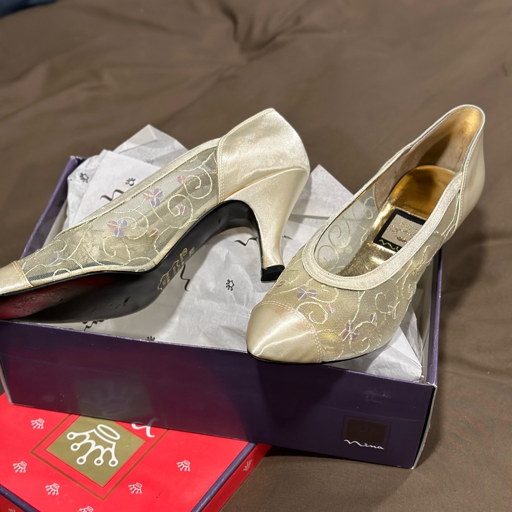 Nina Wedding shoes - beige in color